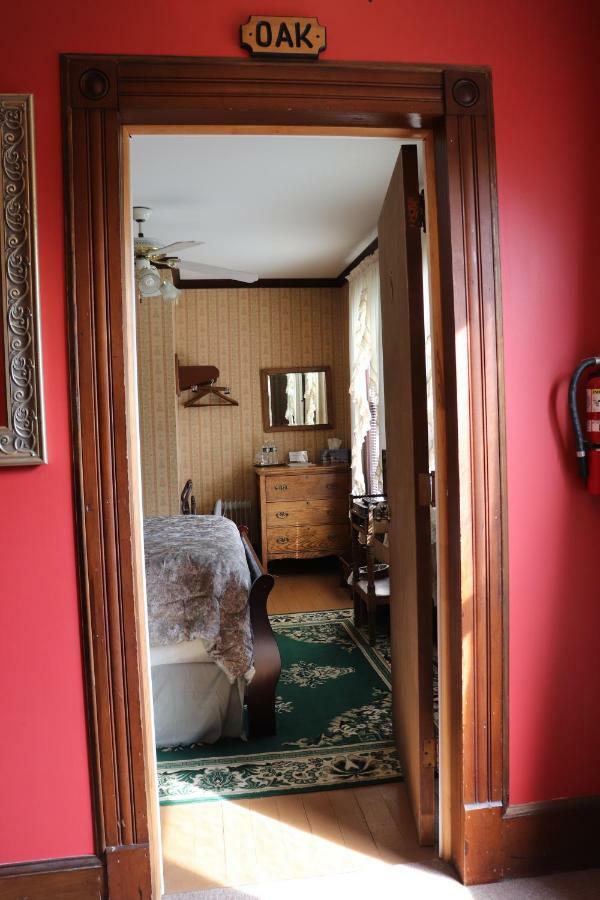 Reynolds House Inn Roscoe ภายนอก รูปภาพ
