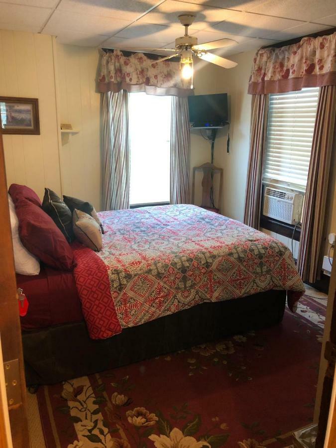 Reynolds House Inn Roscoe ภายนอก รูปภาพ